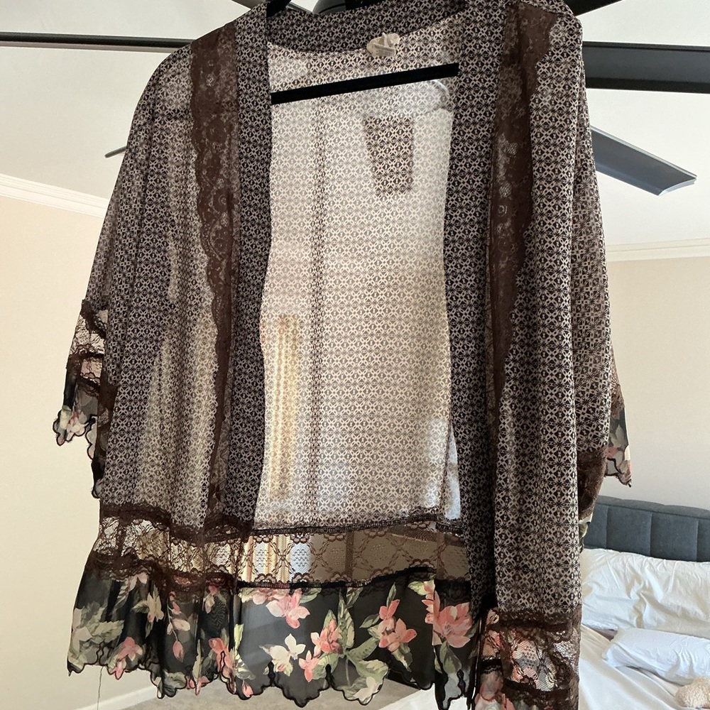 BKE Patterned Lace Cardigan